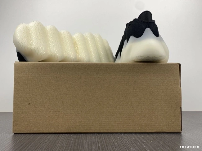 ADIDAS H68031 400 YEEZY 0812